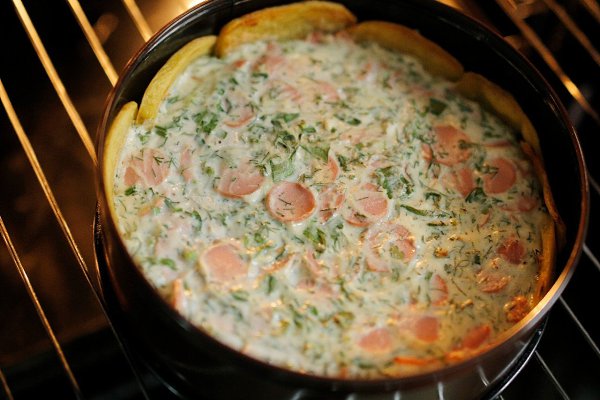 Сырный пирог с картофельной корочкой.Ингредиенты: Крупный картофель — 3 шт. (примерно 600 г) ... - 8