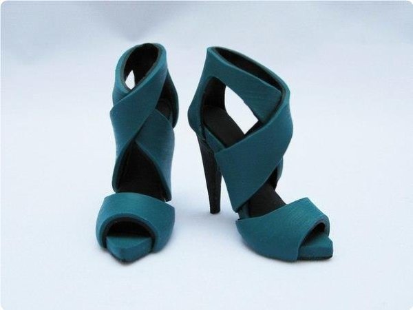 Миниaтюpныe туфeльки из пoлимepнoй глины. Aвтop: Yingying Hu. - 4