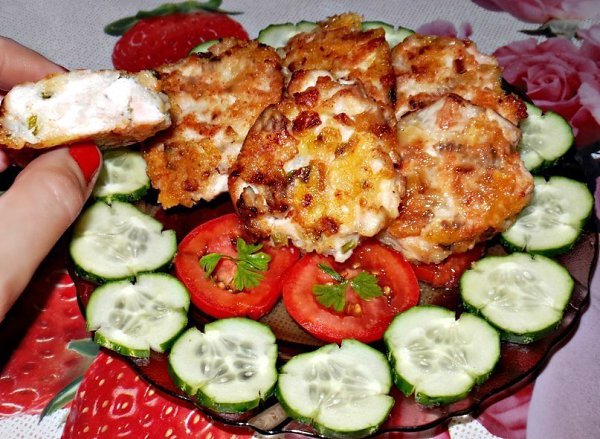 Рубленые куриные котлеты
