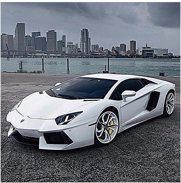 Lamborghini Aventador