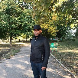 Charles, �������, 42 ����