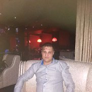 pavel, 35 , 