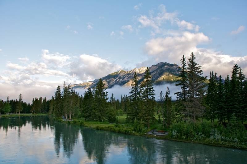    (Banff National Park)    ,     1885 . ... - 3