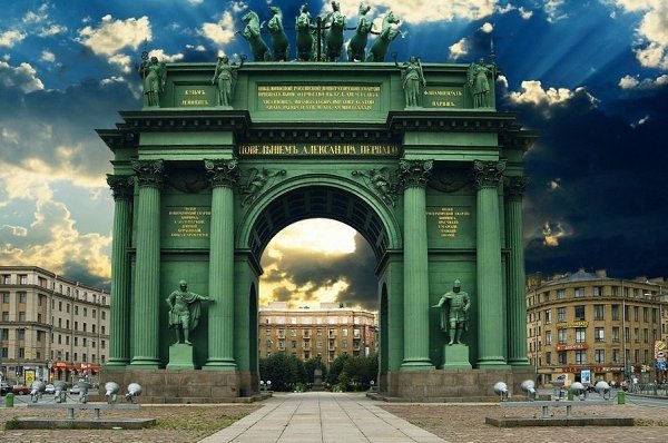 Река Фонтанка. Фонтанка является протокой невской дельты и пересекает центральную часть города. ...