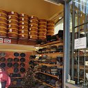 ������� ������� � �������. �������� ��������� ����� (���. sombrero) ��� ��������. ��� ��� ����� �������, �. �. �������� ��� ��������, ��� � �������� � ������ ������ ������, �� ���� ����������� ������� � ������. �� ������� ���������