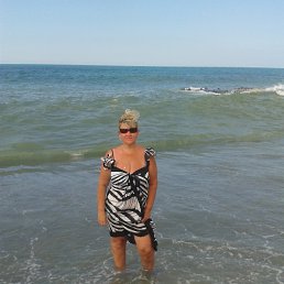 Елена, 59, Воронеж
