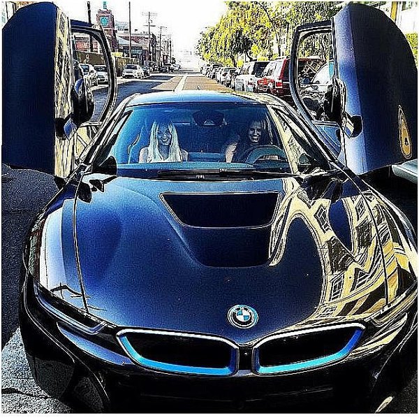 BMW I8