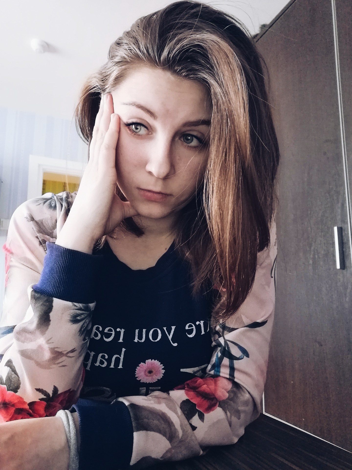 Если хочешь совет- присаживайся и послушай меня, мой друг. Никогда не к кому не привязывайся. Это ...