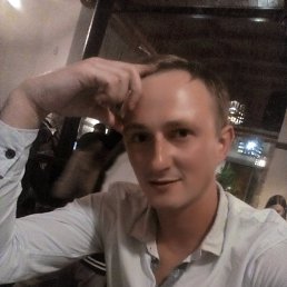 KOSTIK, 32, 