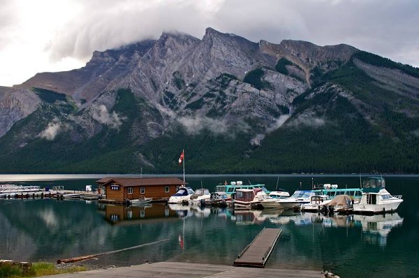    (Banff National Park)    ,     1885 . ... - 5