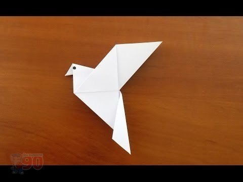 Делали всем классом после прочтения рассказа про девочку из Хиросимы и бумажных журавликов