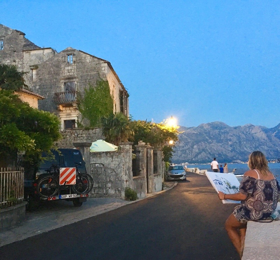 Montenegro/.  !  :   - 5