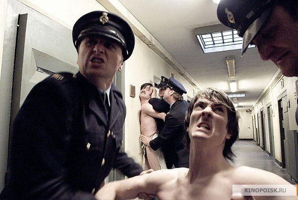 Голод (2008).Жанр: Драма Последние шесть недель жизни Бобби Сэндса, члена британского парламента, ... - 2