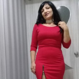 Nadezhda, 54, 
