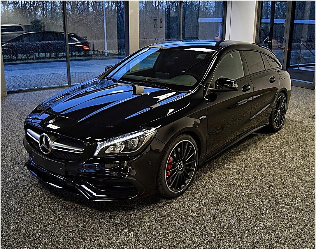 Mercedes-AMG CLA45 Shooting Brake