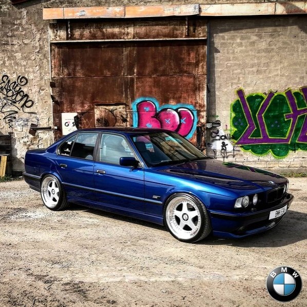  e.. BMW 34