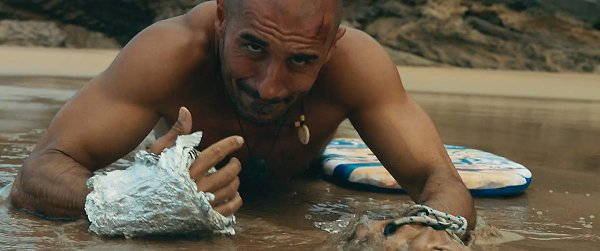 В одиночку (2018).Жанр: Драма, мелодрама, приключенияПосле того, как в течение 48 долгих часов он ... - 3