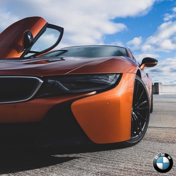 BMW i8