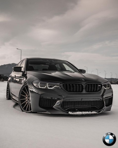  BMW F90 M5 - 2