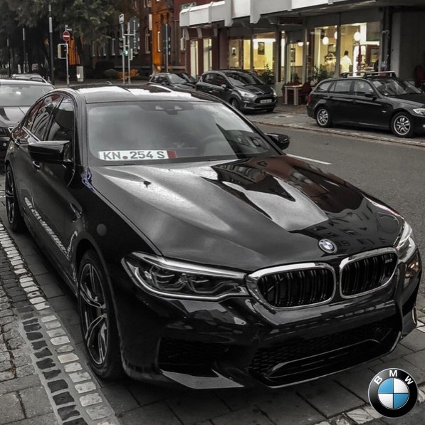 BMW M5 F90