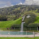 Der Riese am Eingang der Swarovski Kristallwelten in Wattens �� ������� ���� ����������