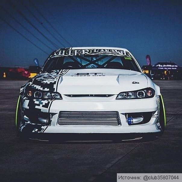 Nissan Silvia s15