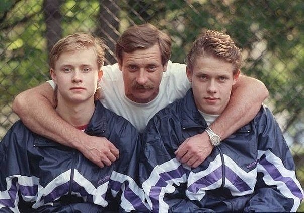        , , 1991 .