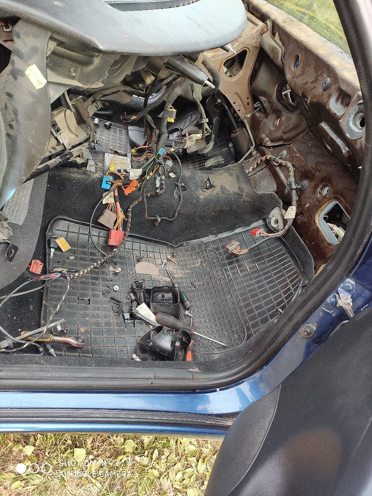 Замена радиатора печки Пежо 306 1.9 TD кондиционер. И зачем мне вот это все.