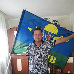 aleksei, 45, -