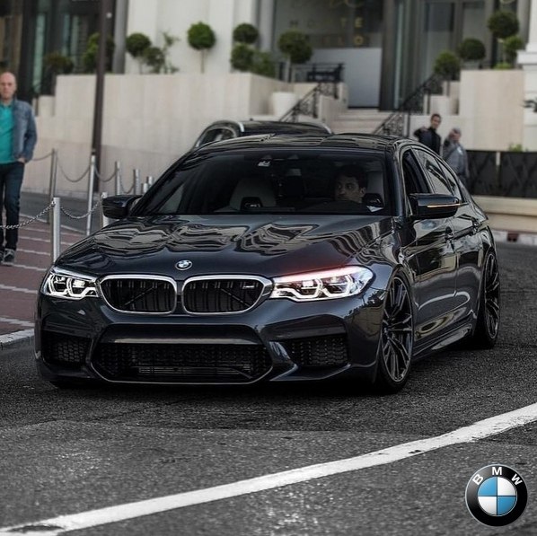  M5 F90