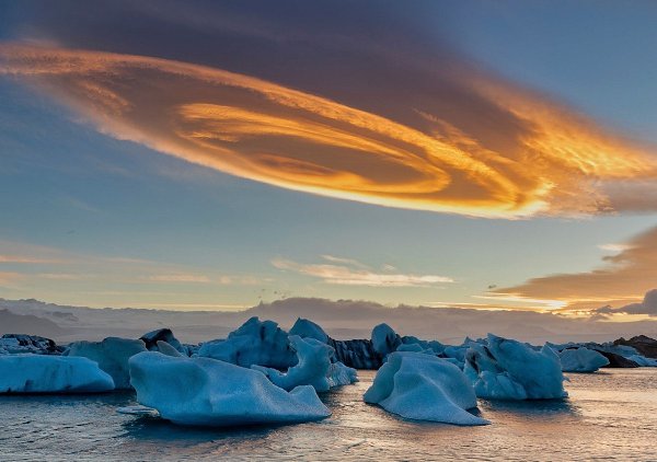 ,     Weather Photographer of the Year 2019 - 6