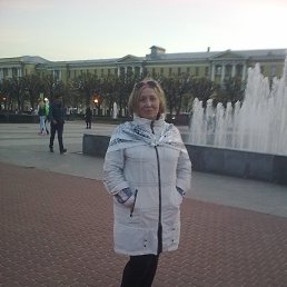 Полина, 61, Санкт-Петербург