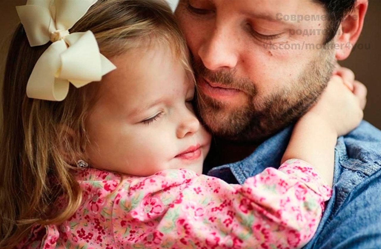 Папин и его дочь. Папин и его дочь. Про дочь смешное. Папин и его дочь. Dwayne johnson daughter.