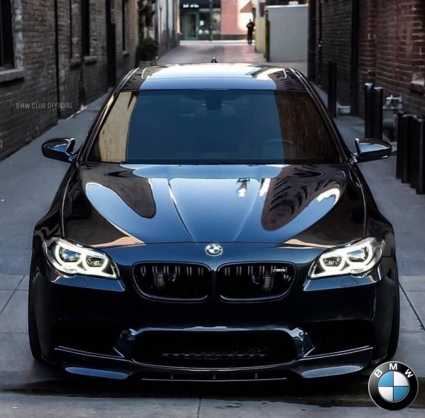 BMW M5 F10