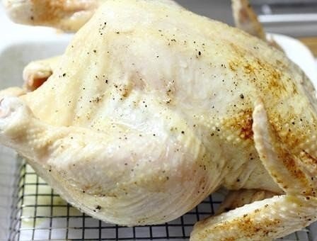 Курица с пряными травами из духовки.Ингредиенты:Курица — 1,5 кгЛимон — 1 шт.Оливковое масло — 2 ст. ... - 3