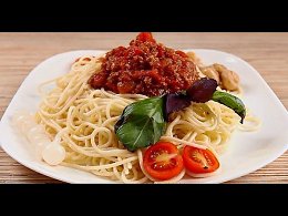  / Pasta Bolognese