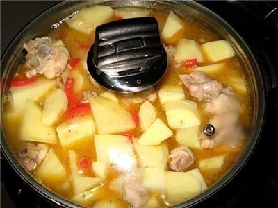 Жаркое по-домашнему.Получается очень вкусно!Курицу порезать средне (у меня было 2 окорочка)Поджарить ... - 5