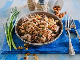    / Wheat porridge with meat