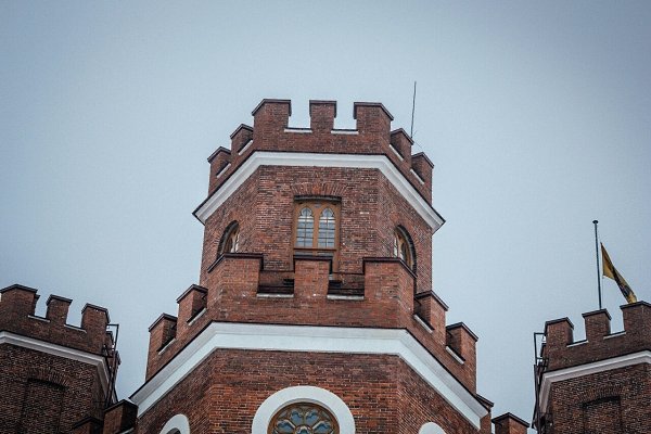 Пушкин. Александровский парк. Павильон «Арсенал» («Монбижу»).В Александровского парка расположилось ... - 6