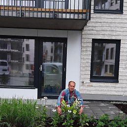 Zenia, �������, 49 ���