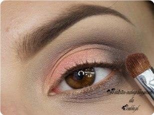  |  | - - 18  2019  00:53 - 4