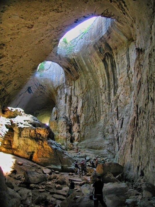    . (Prohodna Cave)        , ... - 7