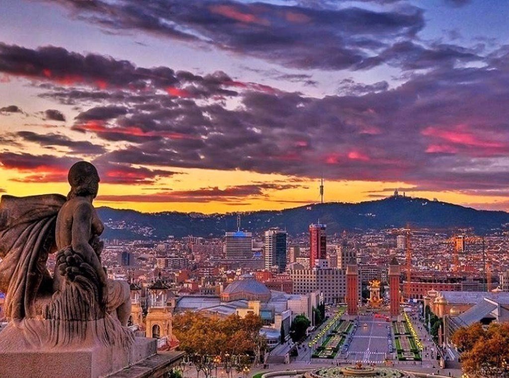   , .#@travel.blog