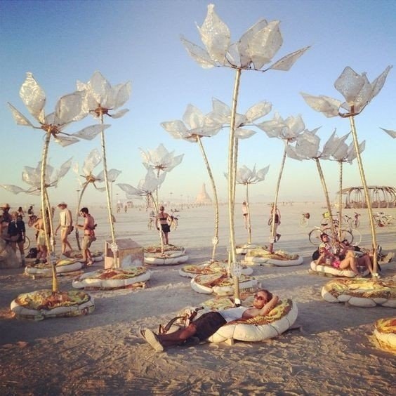 Burning Man  e  e eca ccc  aaoo caoae, oo eeoo ... - 7