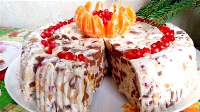 Торт «Вкус детства» быстрого приготовления без выпечки: с крекерами и фруктами. Торт «Вкус детства» ...