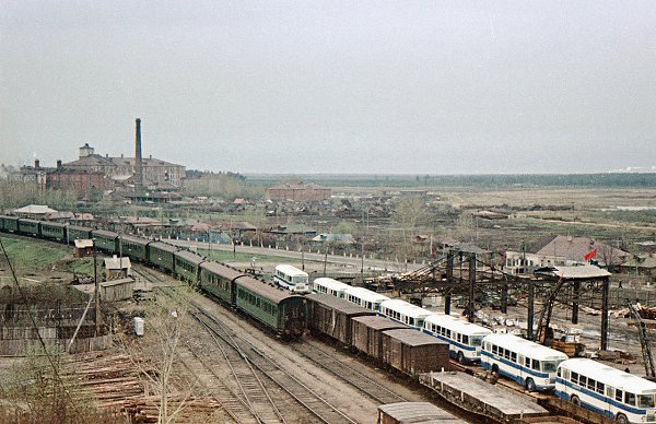     -, 1962 .