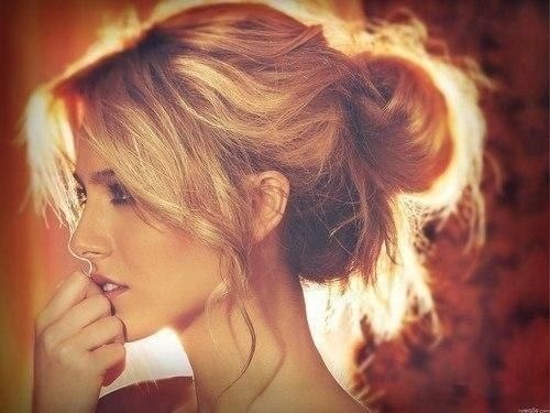 Гордая – потому что обижали... Сильная – потому что делали больно... Смелая – потому что уже не ...