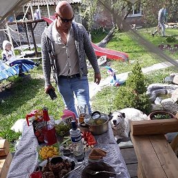 ������, ����, 42 ����