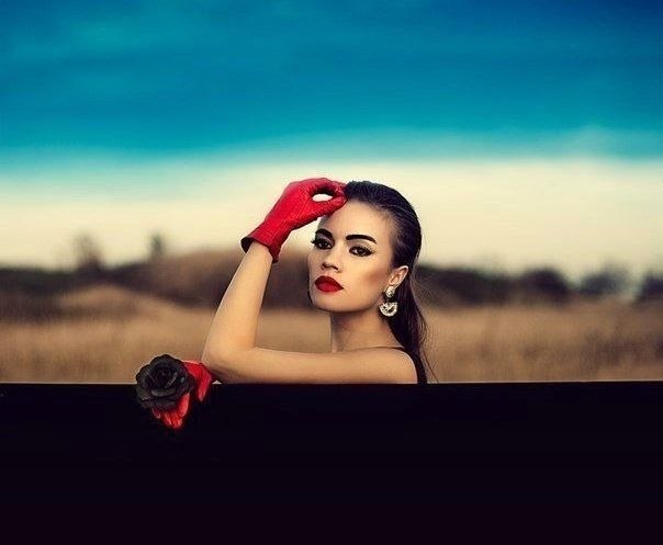 H  y. ,  y  . e,  o  e. a  , o ...