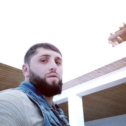 ������, ������, 33 ����